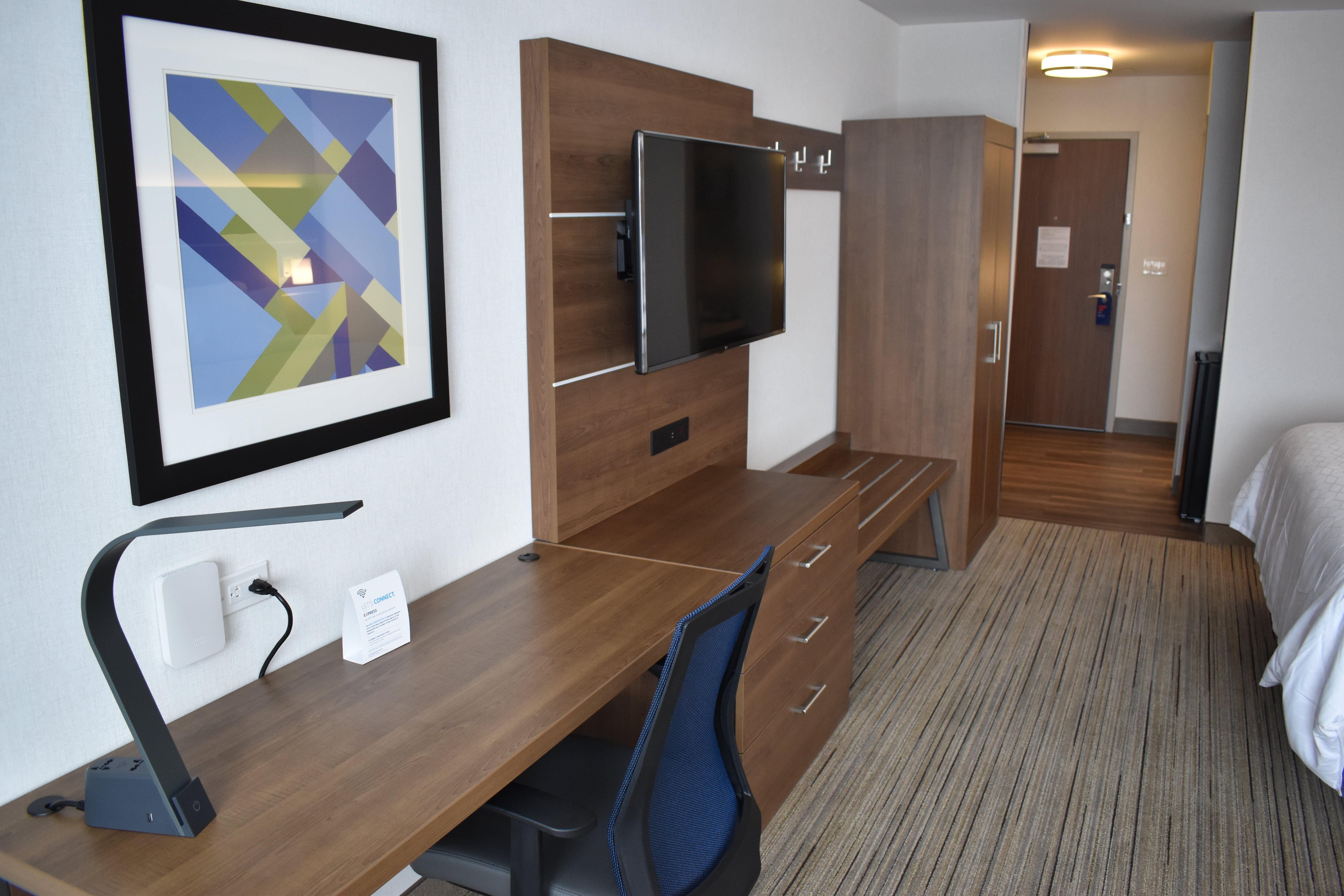 Holiday Inn Express & Suites - Boston South - Randolph By Ihg Extérieur photo