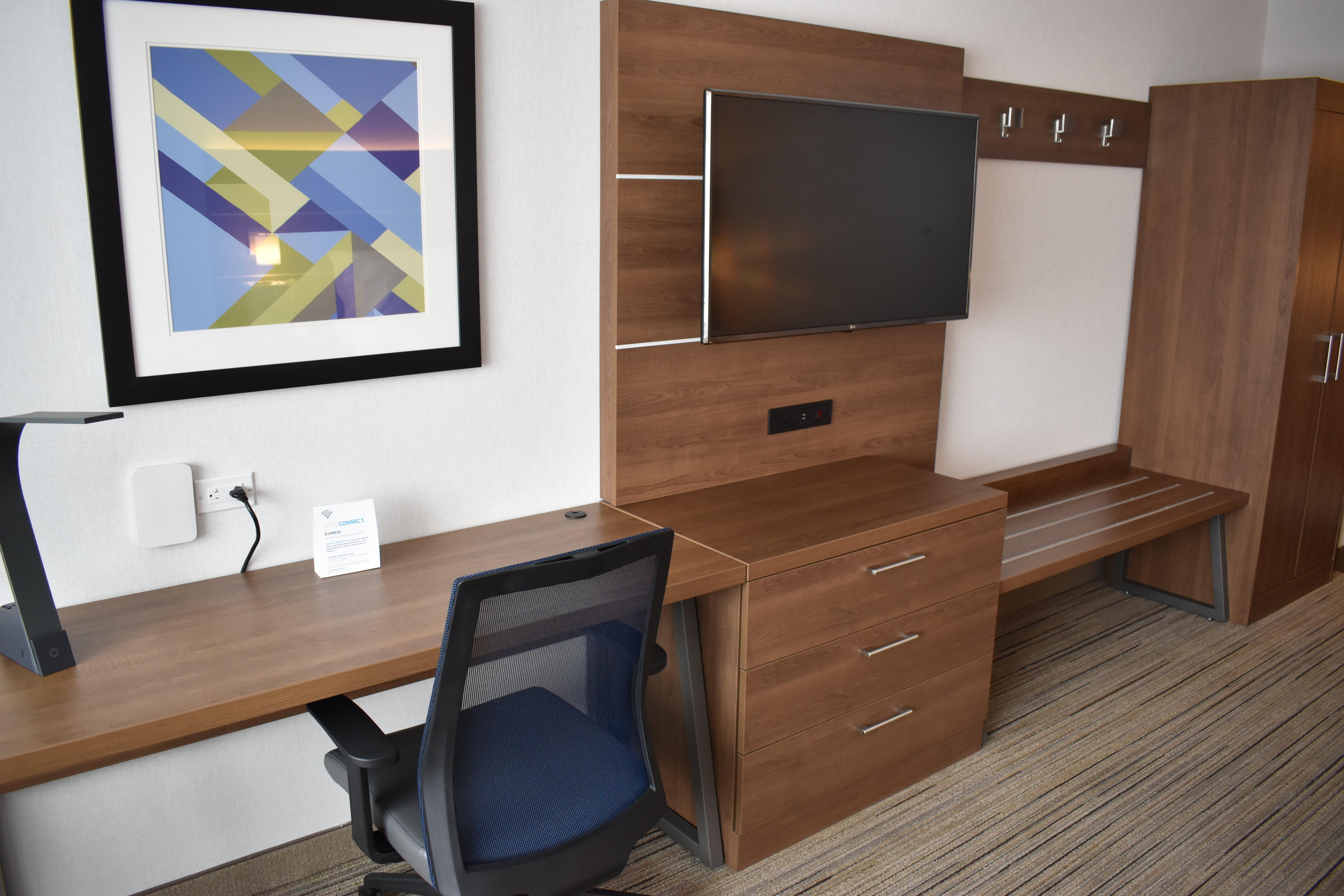 Holiday Inn Express & Suites - Boston South - Randolph By Ihg Extérieur photo