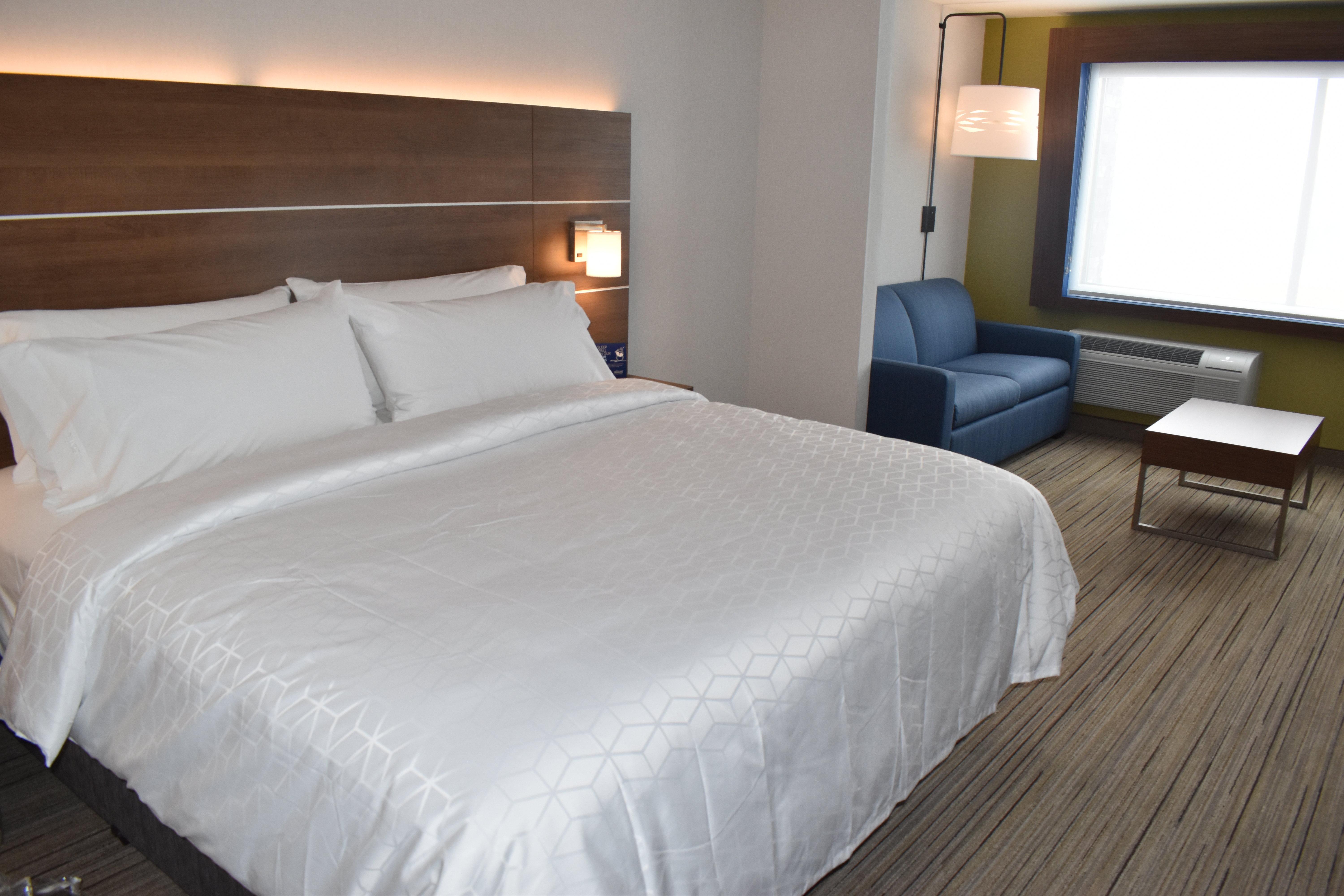 Holiday Inn Express & Suites - Boston South - Randolph By Ihg Extérieur photo
