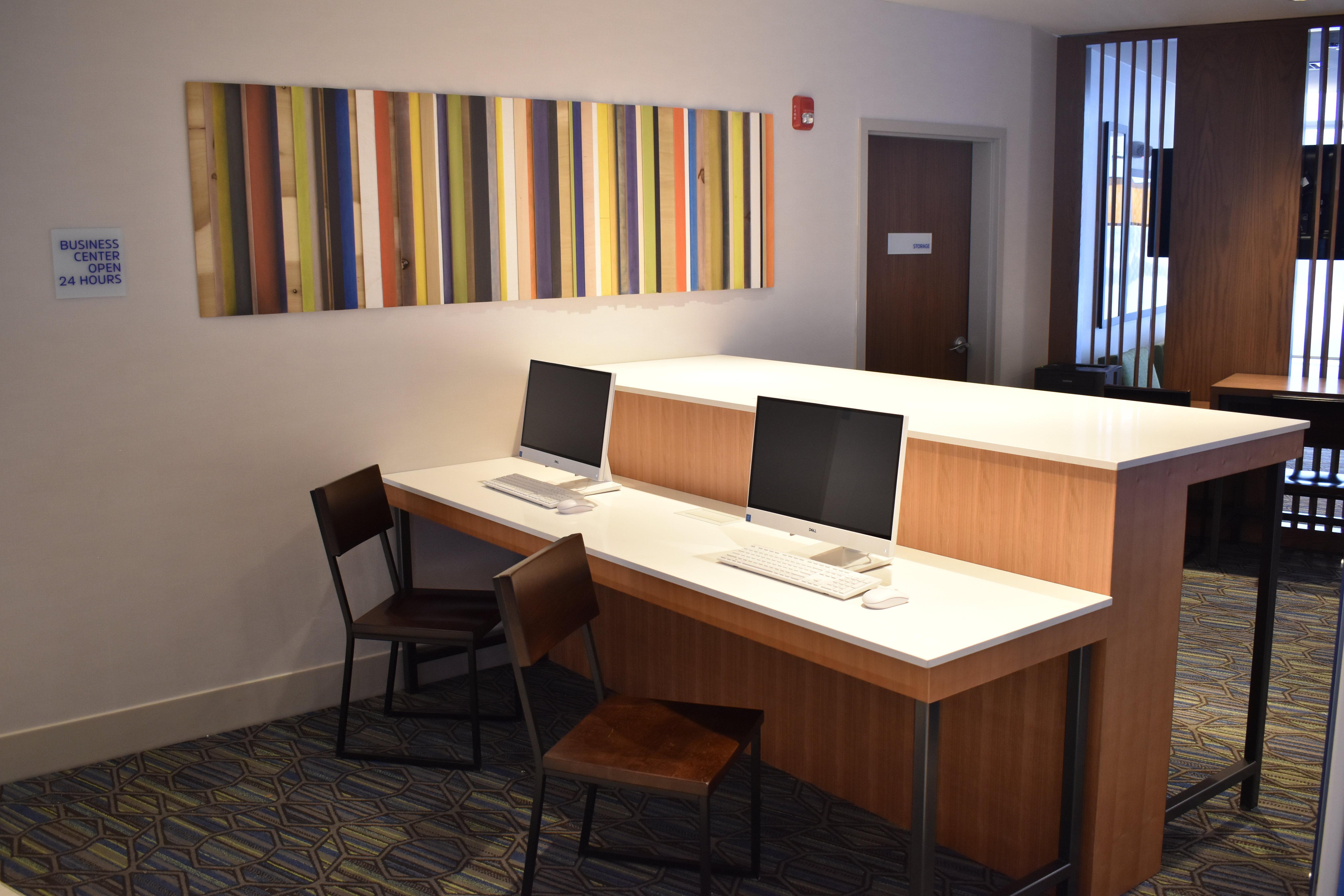 Holiday Inn Express & Suites - Boston South - Randolph By Ihg Extérieur photo