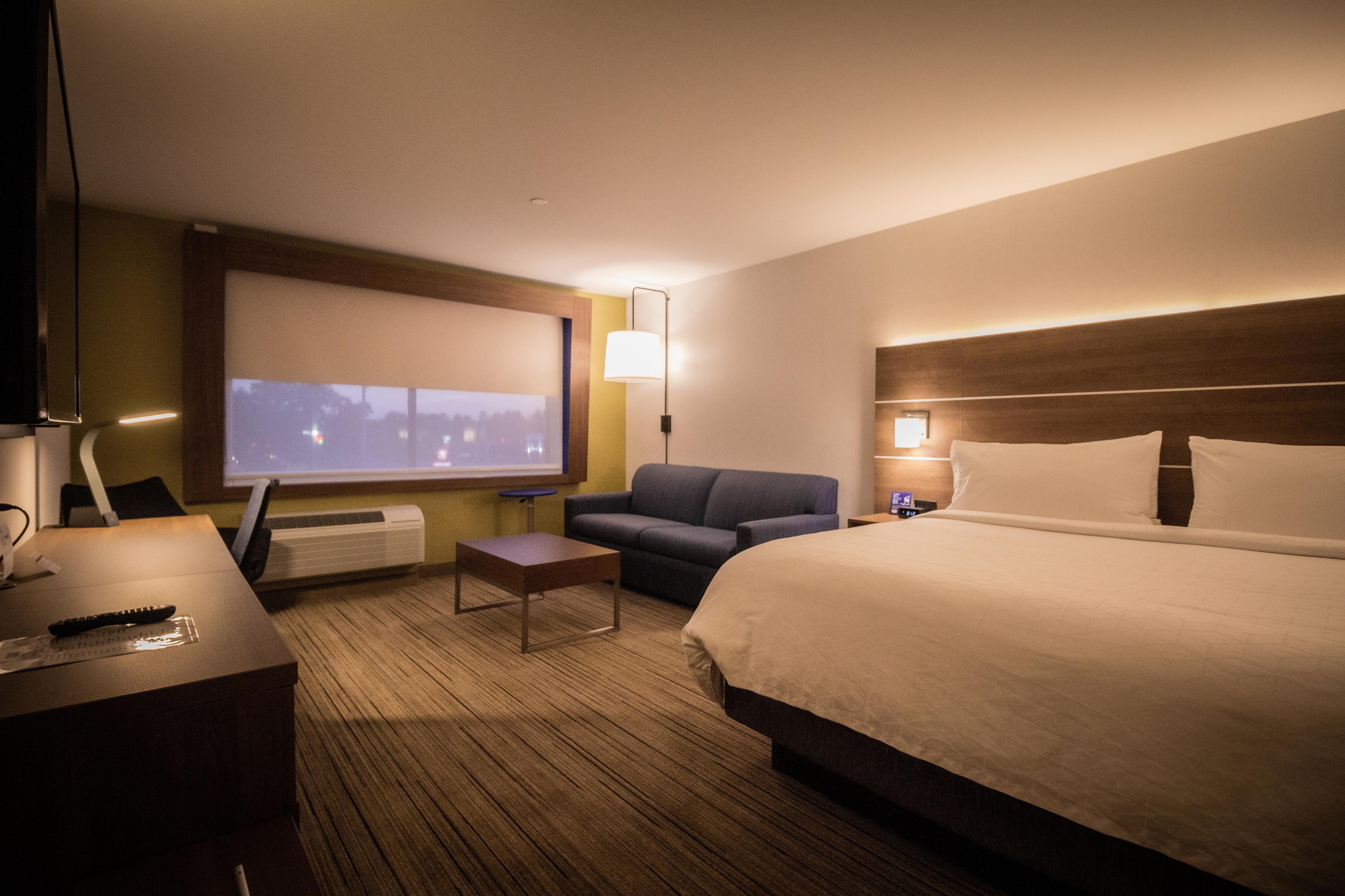 Holiday Inn Express & Suites - Boston South - Randolph By Ihg Extérieur photo