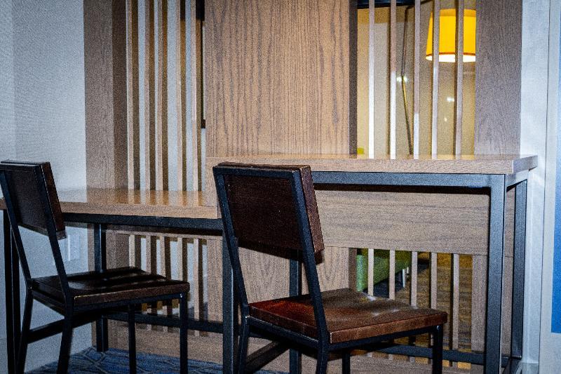 Holiday Inn Express & Suites - Boston South - Randolph By Ihg Extérieur photo