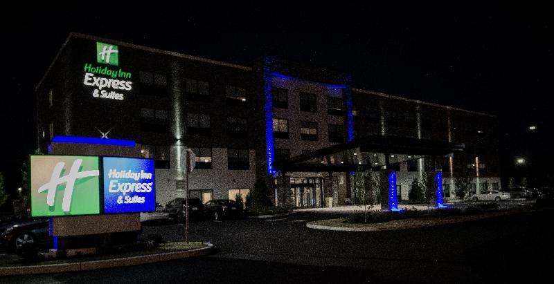 Holiday Inn Express & Suites - Boston South - Randolph By Ihg Extérieur photo